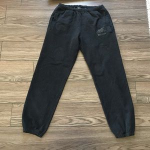 Roots original fit black pepper